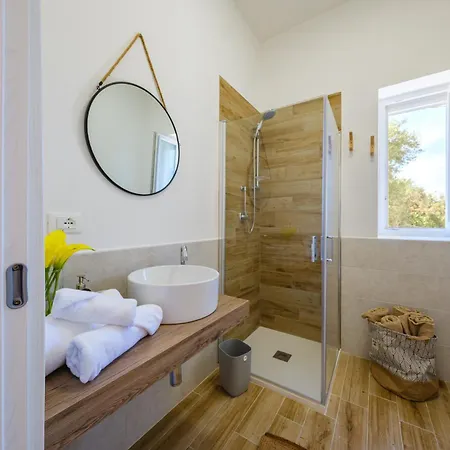 Helloapulia - Masseria Della Pace With Private Pool 4* مونوبولي